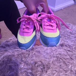 Little Girls LoL Pumas